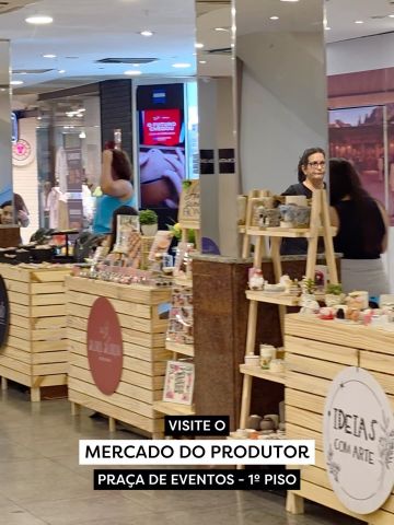 O Mercado do Produtor com o Projeto Levanta Mulheres chegou com uma variedade que é um convite a passear sem pressa: são diversas produtoras reunindo artesanato de vários estilos, produtos naturais, itens feitos à mão e muito mais. Cada banca carrega o talento e a história de uma mulher que faz com amor e sempre tem aquele achado especial esperando por você. 💚

📍 Venha conhecer, apoiar quem produz e levar pra casa um pedacinho desse talento todo.