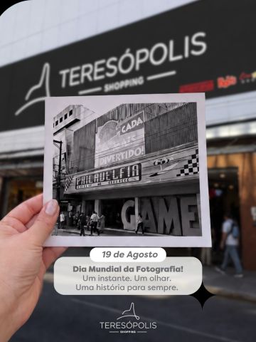 Um instante. Um olhar. Uma história para sempre. 📷

A fotografia tem esse poder mágico: ser uma verdadeira máquina do tempo, capaz de nos levar de volta a épocas que moram na memória e no coração.

Hoje é Dia Mundial da Fotografia e a gente celebra as histórias que atravessam gerações aqui na nossa cidade. 🖤✨

📍 Teresópolis Shopping